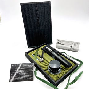 ☆ Japan Platinum Izumo “Tiger in Bamboo Forest” Takamakie Fountain Pen – 18K Gold Nib - TY Lee Pen Shop