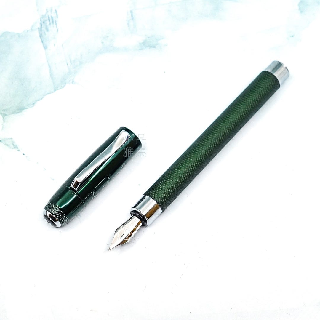 Graf-Von Faber-Castell Fountain pen Bentley green Limited Edition 