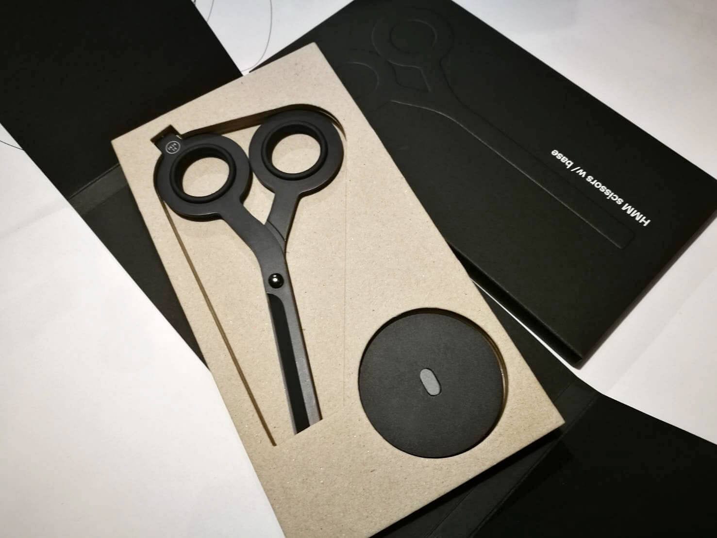 HMM Scissors with Magnet Base